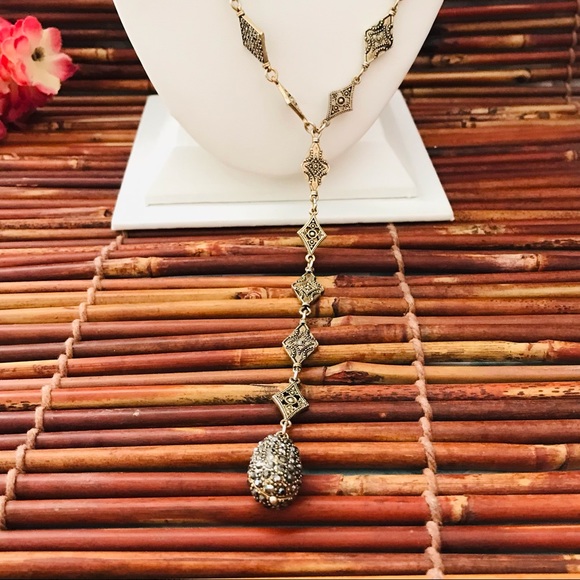 Chico's Long Drop Necklace - Picture 4 of 8